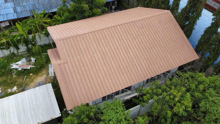 บ้านพักอาศัย หลังคา SnapLock 300 สีหมากสุก
